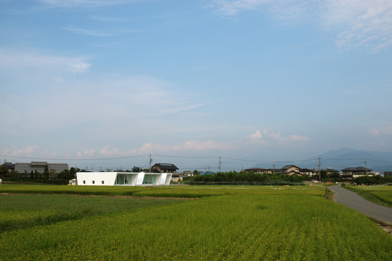 南長野歯科医院 周辺道路の様子2